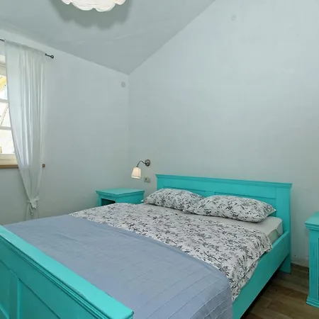 Family Dvori For 12 Persons With Pool In The Heart Of Istria Holiday home *